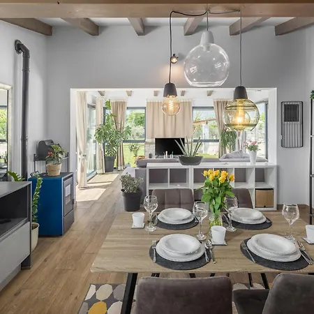 בית נופש Lovely In With Kitchen *